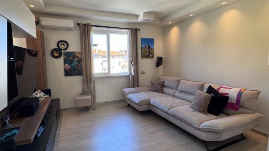 Villetta bifamiliare in venditaMassa - Ronchi