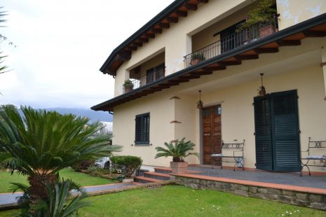 Villa in venditaMontignoso - Cervaiolo