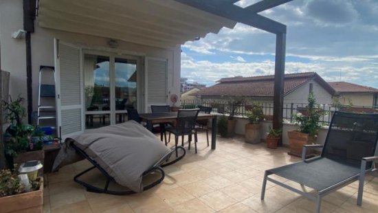 Duplex in venditaMassa - Massa Centro